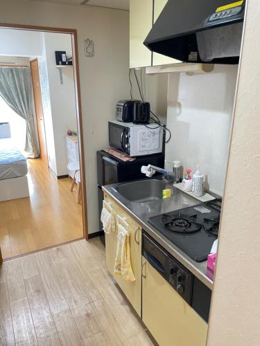 新宿安靜の家-A quiet home in Shinjuku - a 26 square meter double bed room that feels like home