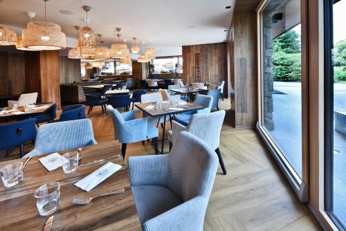Predel za sedenje v nastanitvi APLEND Hotel Ovruč