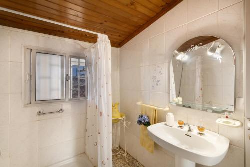 Ένα μπάνιο στο Balcón de Galaz