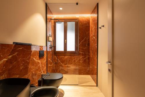 Koupelna v ubytování Design Apartment San Marco