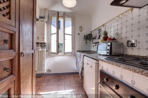Alice & Ellen Apartments by Mamo Florence