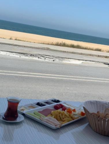 Jídlo v hotelu nebo okolí