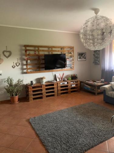 TV a/nebo společenská místnost v ubytování Bene&Breakfast