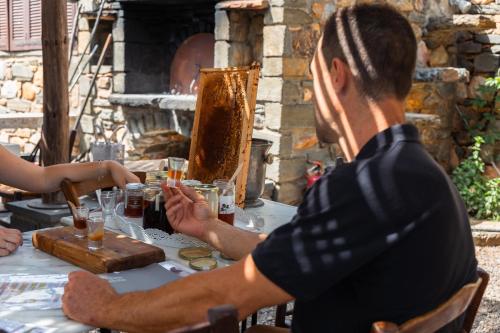 Nápoje v ubytování Kinsterna Hotel