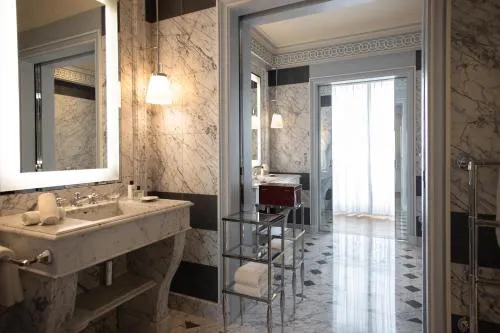 La Réserve Paris Hotel & Spa photo 46