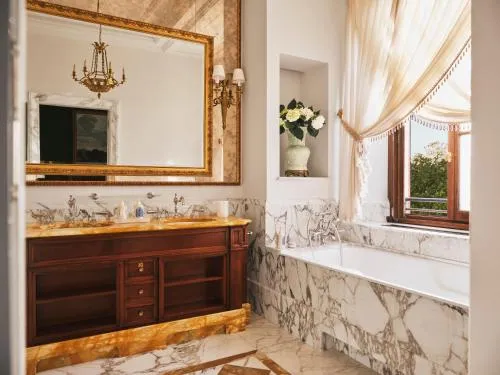 Four Seasons Hotel Firenze photo 39
