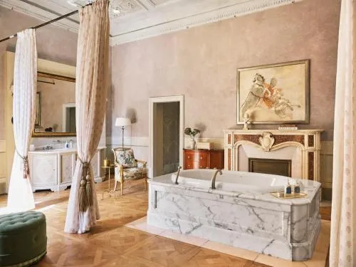 Four Seasons Hotel Firenze photo 36