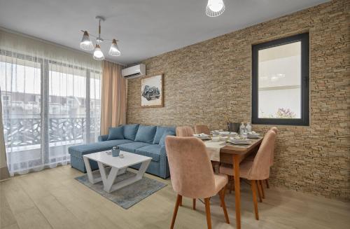 Et opholdsområde på Sea Sunrise Apartment Sozopol