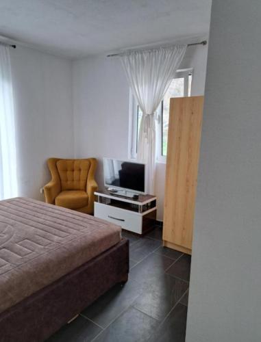 Кровать или кровати в номере Grahovo Niksic