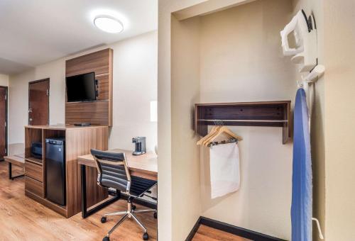 TV o dispositivi per l'intrattenimento presso Quality Inn & Suites Augusta Fort Eisenhower Area