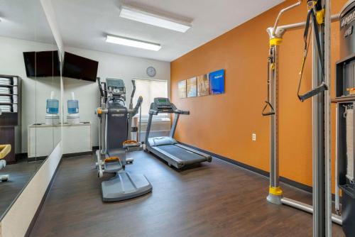 Palestra o centro fitness di Comfort Suites Highlands Ranch Denver Tech Center Area