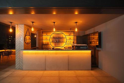 Lounge nebo bar v ubytování Revive Boutique Hotel