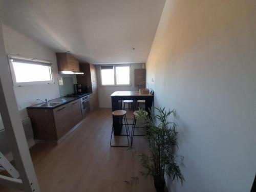 Photo de la galerie de l'établissement Studio indépendant tout équipé, à Saint-Marcel