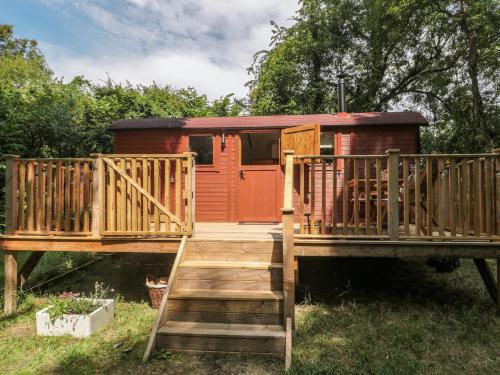 The Foxes Den Shepherds Hut photo 22