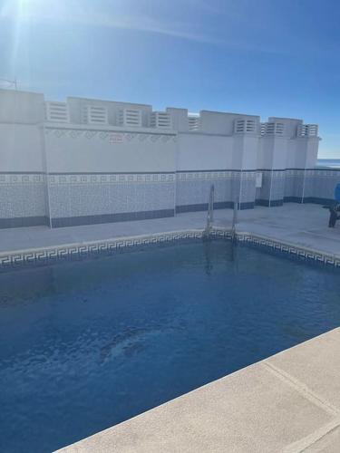 WintowinRentals Apartment with Stunning Sea and Mountain Views and Pool in Fuengirola