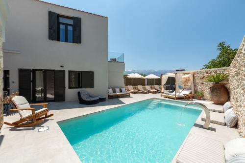 Πισίνα στο ή κοντά στο Villa Paul by PosarelliVillas