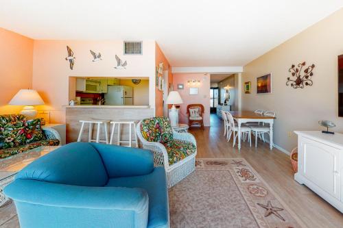 Χώρος καθιστικού στο Sea Colony - 403 Dover House Rd