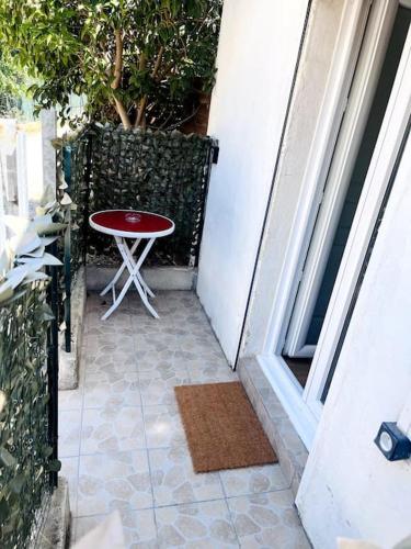 Photo de la galerie de l'établissement Superbe Studio indépendant entre mer et campagne, au Pradet