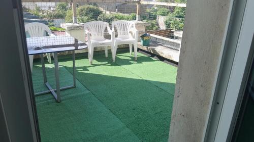 f2 avec terasse sud ouest