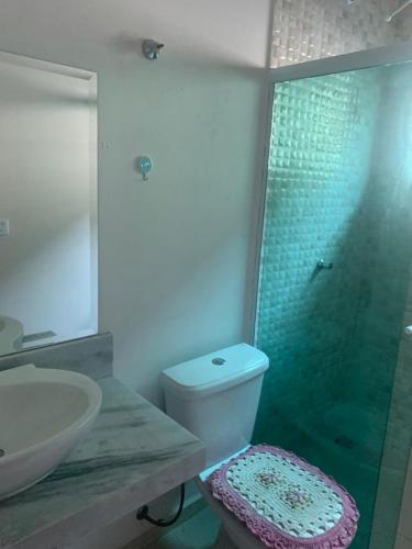 Ένα μπάνιο στο Casa veraneio ninho verde 2