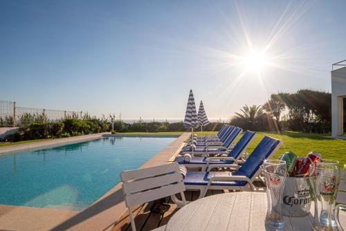 Villa Atlantic Blue
