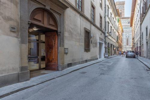 Charming Loft Near the Duomo Cathedral