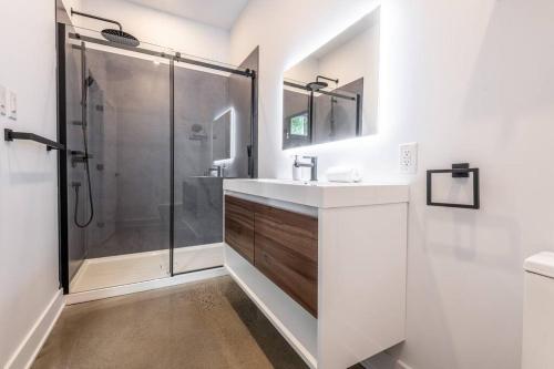 Ένα μπάνιο στο Chalet le Bengal - Le luxe à la montagne