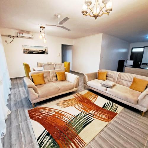 Posezení v ubytování Classy 3 br near Pride Inn