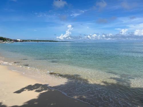 a view of the ocean from the beach at Pura Vida Baru - La Casa del Cholo in Baru