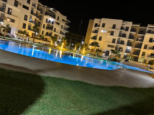 Bazén v ubytování Superbe appartement bord de mer nebo v jeho okolí