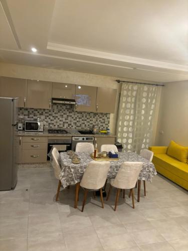 Kuchyň nebo kuchyňský kout v ubytování Superbe appartement bord de mer