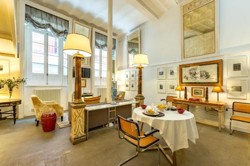 Ohliving Bécquer House