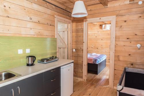Stratos Wooden Apartment