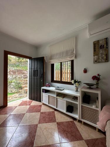 Ένα ή περισσότερα κρεβάτια σε δωμάτιο στο Casa Atanasio 2