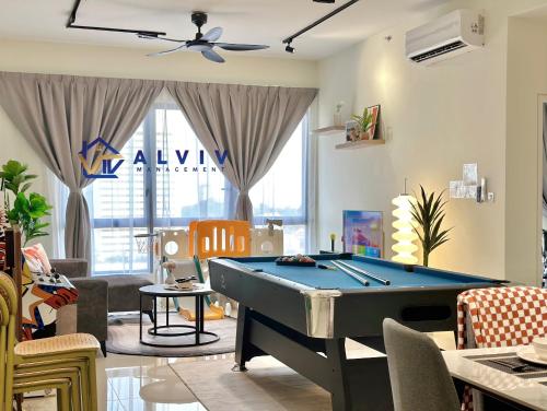 NEW! The Apple Residence I 2-3BR I Game I 5min Jonker - Managed by Alviv Homestayにあるシーティングエリア