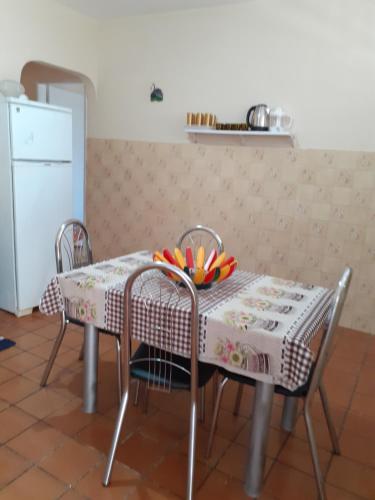 Kuchyň nebo kuchyňský kout v ubytování Casa a 4 minutos do santuário