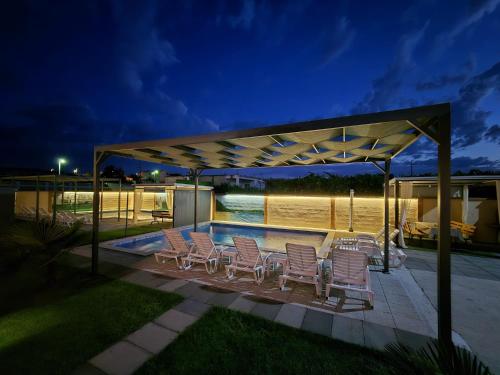 Bazén v ubytování Bise Resort nebo v jeho okolí