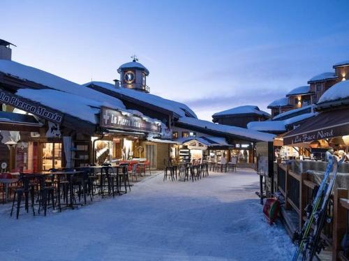 Appartement 4-6p Belle Plagne, skis aux pieds, vue montagne, ensoleillé