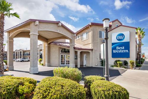 a sign in front of a best western hotel at Best Western China Lake Inn in Ridgecrest