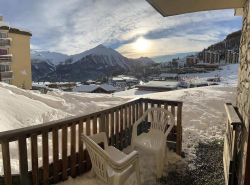Appart 6pers pieds des pistes avec piscine