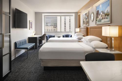 Residence Inn by Marriott Chicago Downtown Magnificent Mile Image