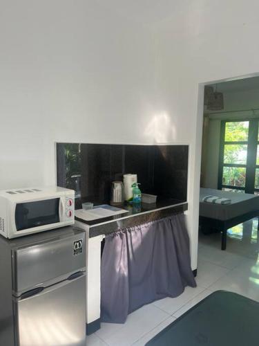 Dapur atau dapur kecil di Andrei Holiday House