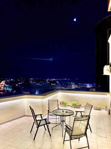 Gibel Apartments