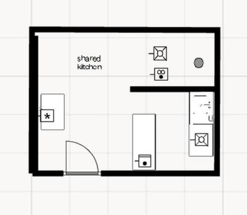 a floor plan of a kitchen and a bathroom at City Center Poppodium 013 Stadsvilla Tilburg in Tilburg