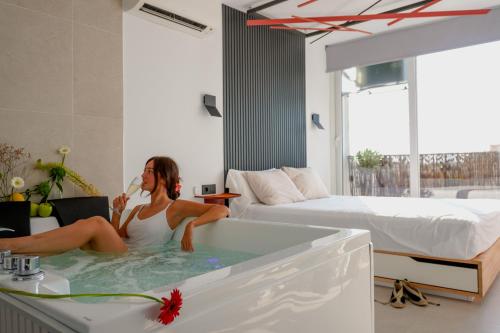 Ephemeral 51 Hidromasaje