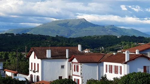 Infinity View Bidart