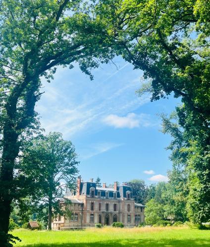 Photo de la galerie de l'établissement Château de Crènille, à Chaumes-en-Brie