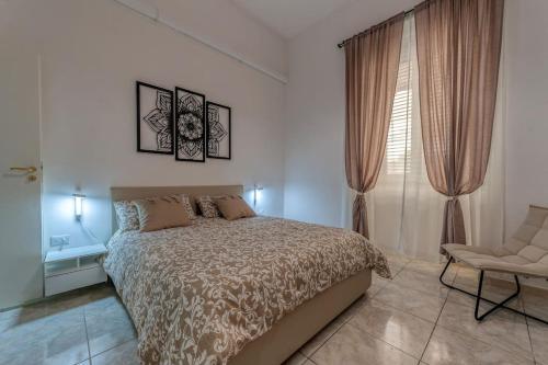 Un pat sau paturi într-o cameră la Nest 27