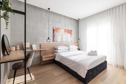 Jolie Apartments