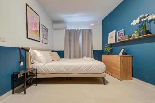 Urban Square Elite Residences by 360 Estatesにあるベッド